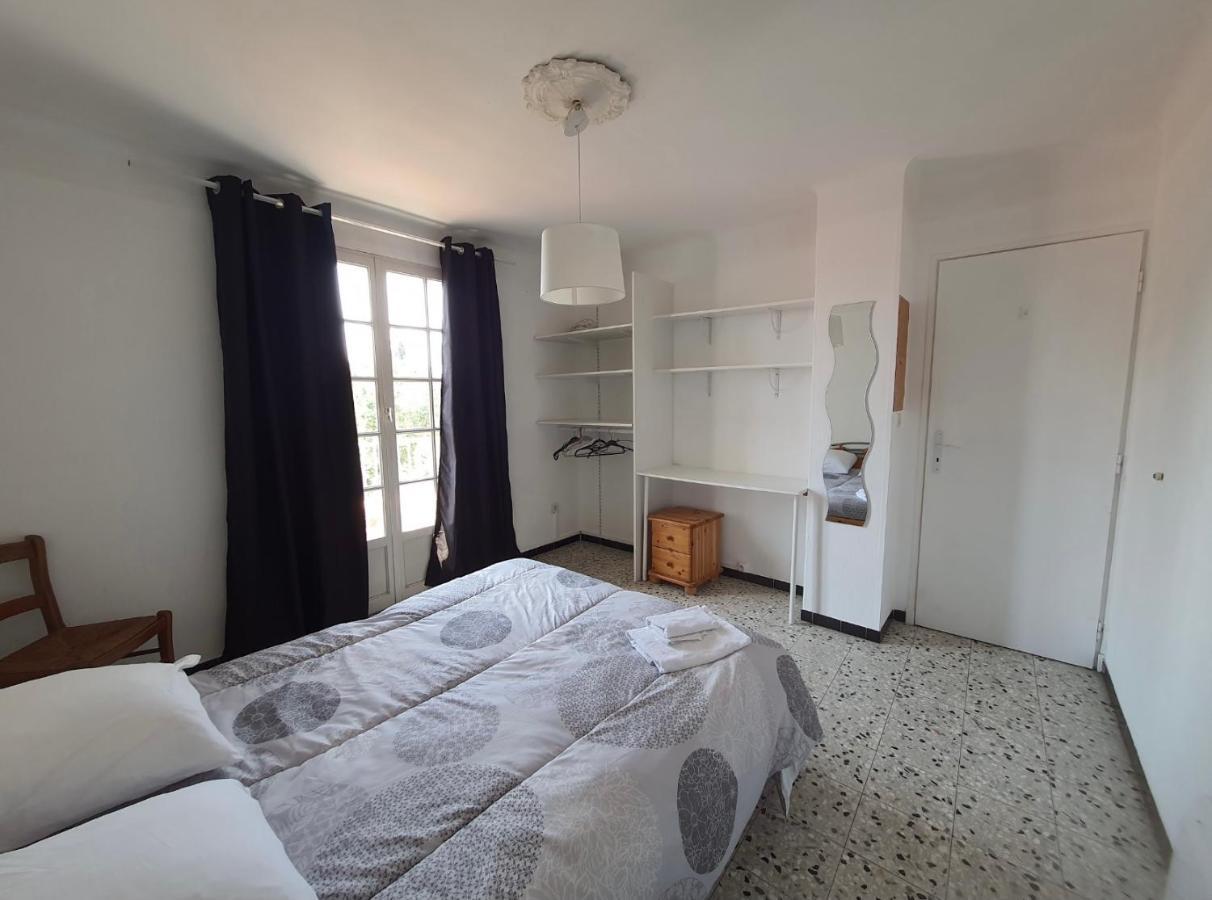 Chambre Double Avec Piscine Proche De Perpignan Rivesaltes Luaran gambar